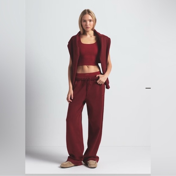SKIMS Pants - NWT SKIMS COTTON FLEECE CLASSIC STRAIGHT LEG PANT LIMITED EDITION MERLOT XSMALL